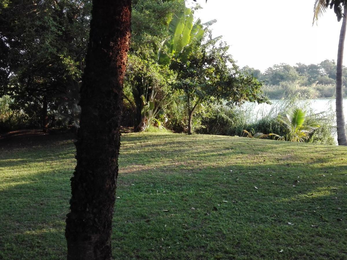 Hippo Retreat & Tiger Fishing Komatipoort Exterior foto